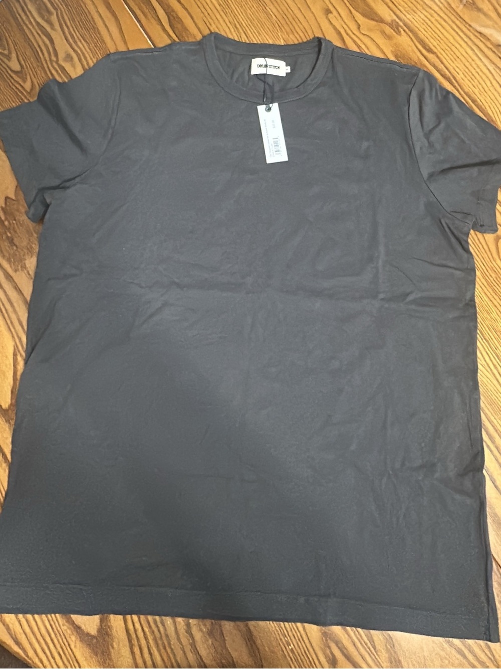Taylor Stitch NWT the organic cotton tee in faded black. (Mix35)
